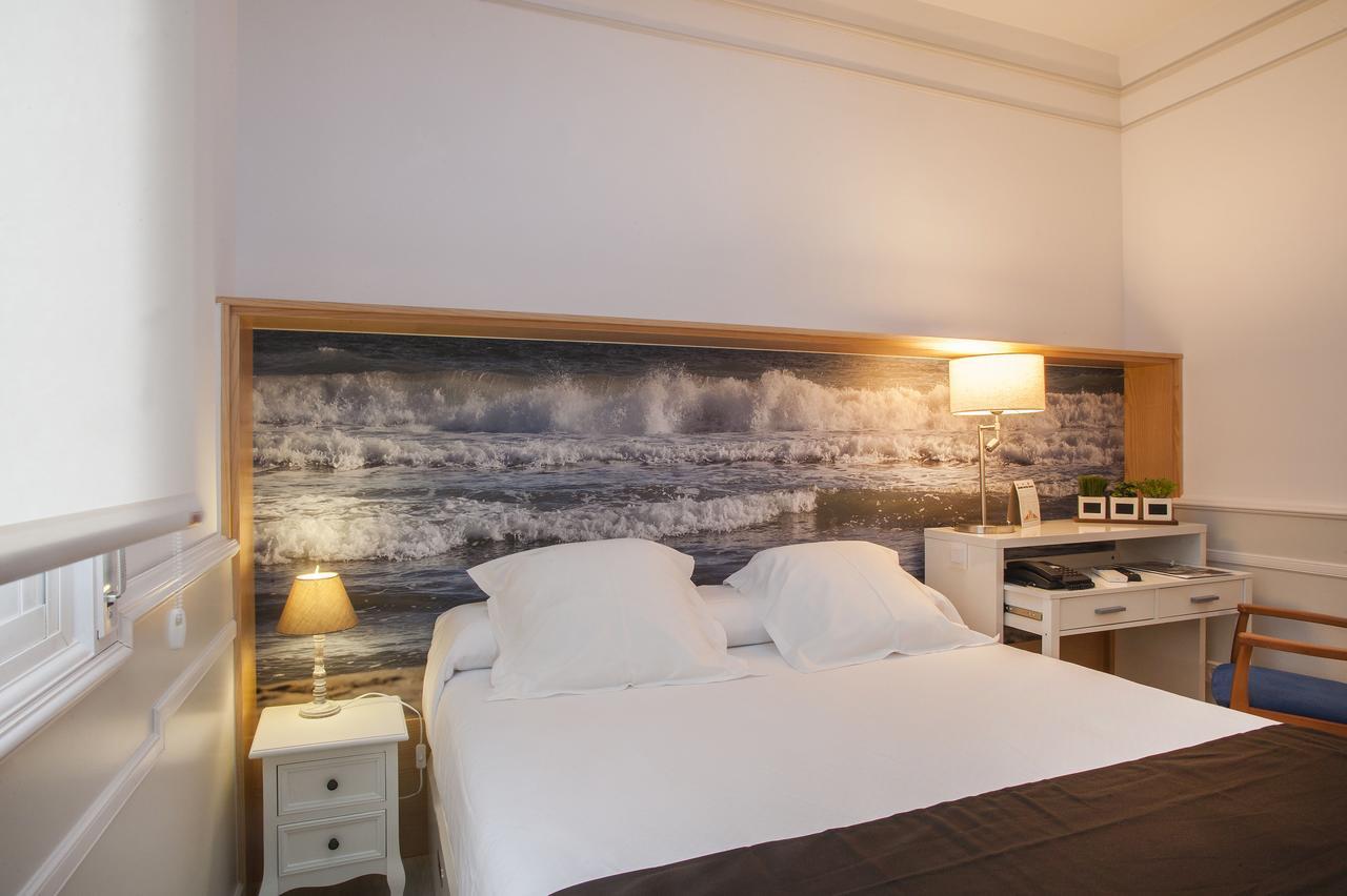 Ribes Roges Hotel 2*